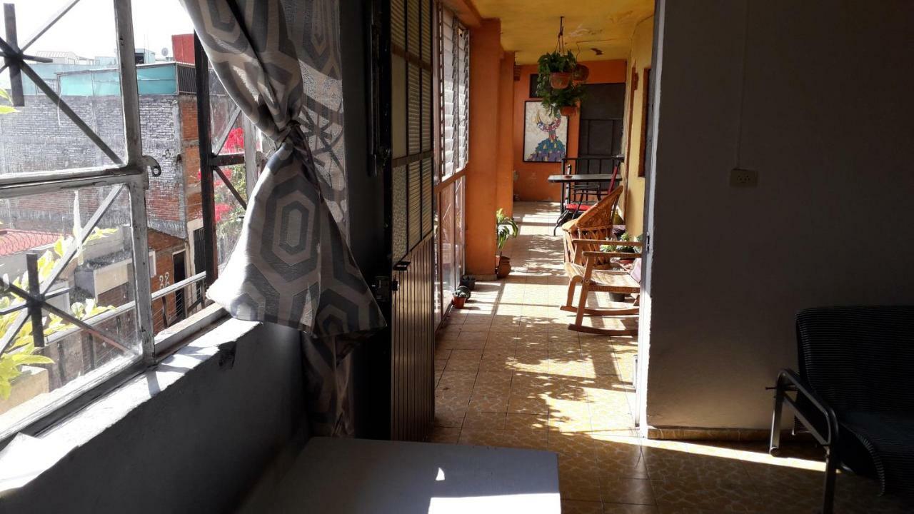 El Laberinto Hospedaje En Casa モレリア エクステリア 写真