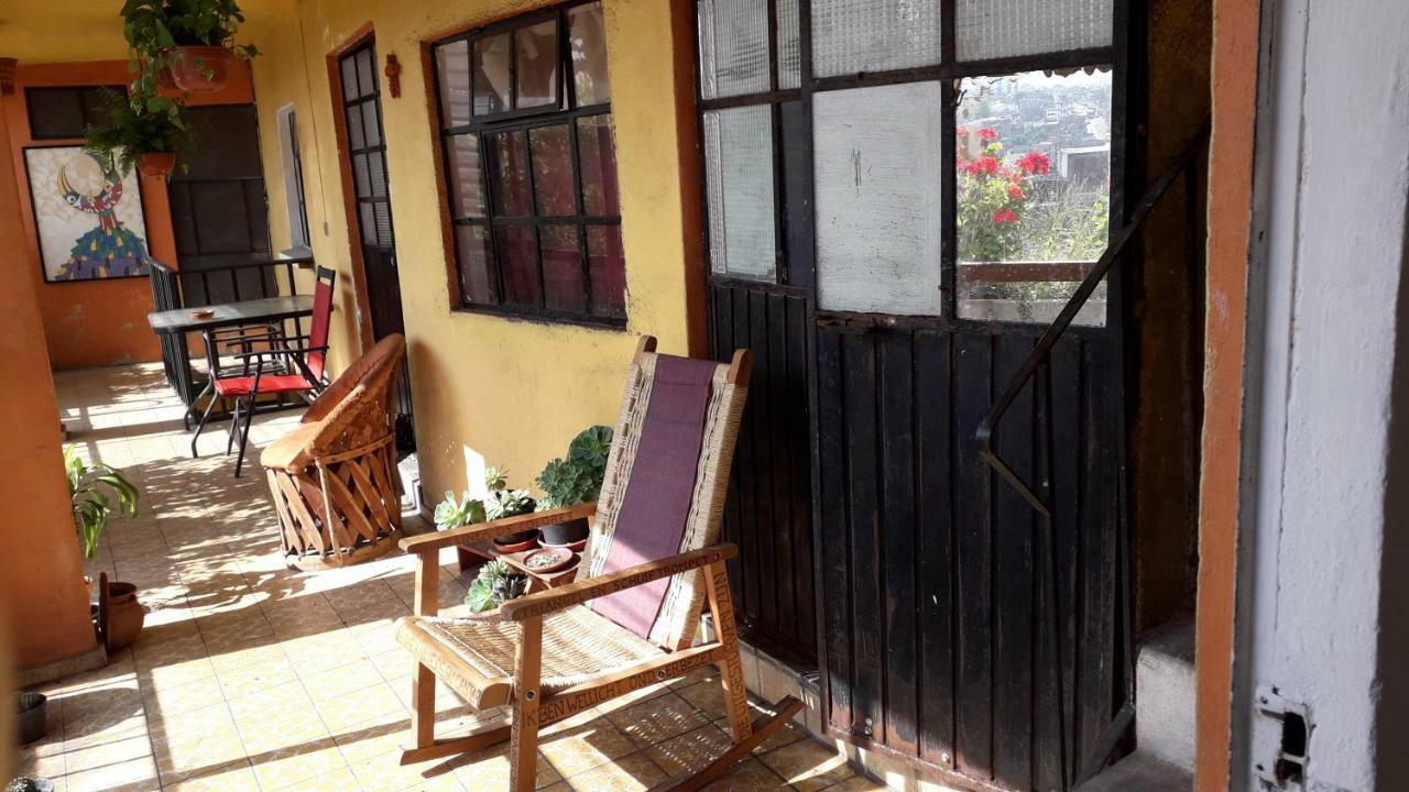 El Laberinto Hospedaje En Casa モレリア エクステリア 写真