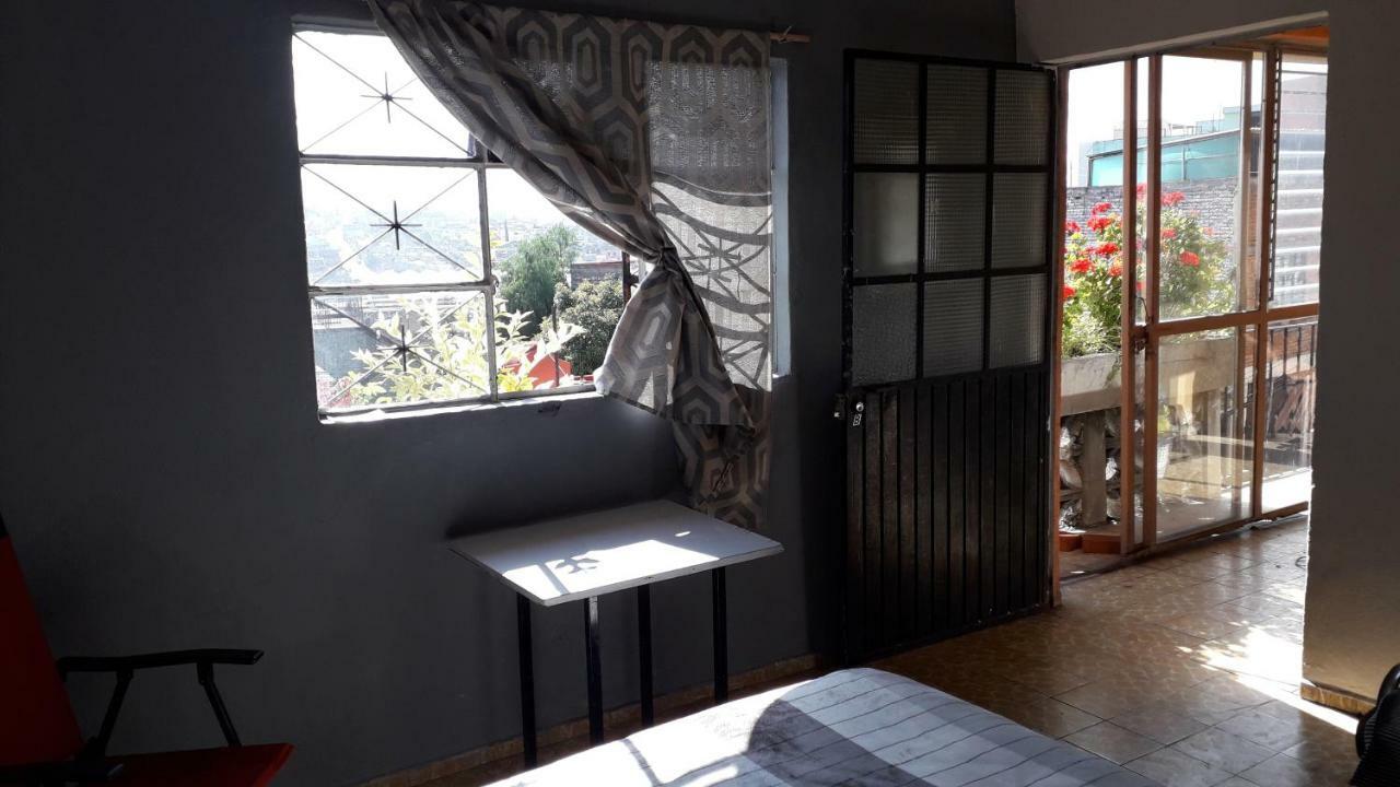 El Laberinto Hospedaje En Casa モレリア エクステリア 写真