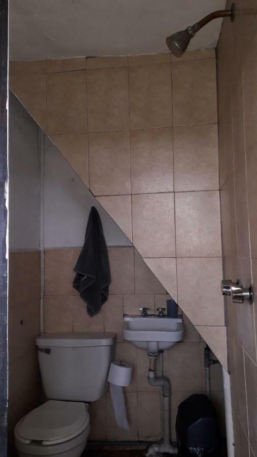 El Laberinto Hospedaje En Casa モレリア エクステリア 写真